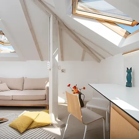 Cute Little Attic Loft In The Heart Of * Sofia